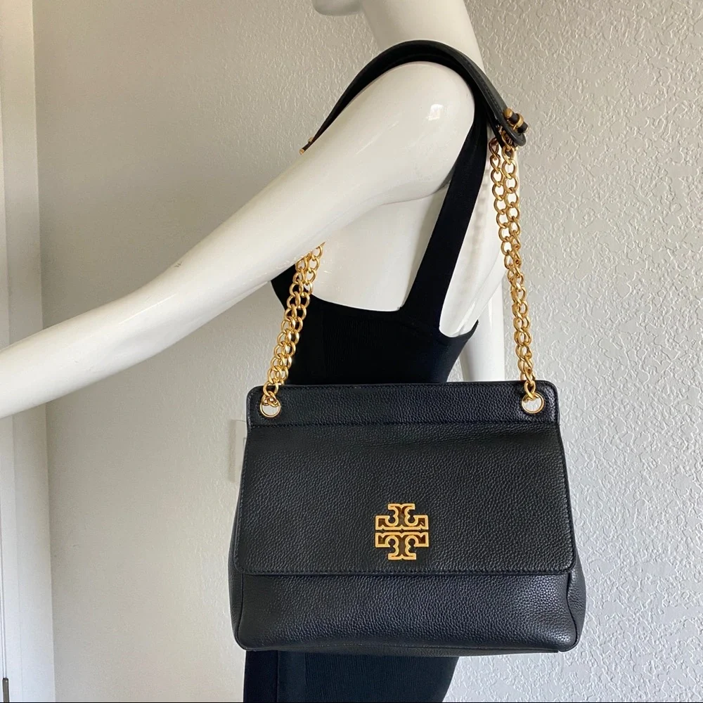 Tory burch black chain strap flap bag